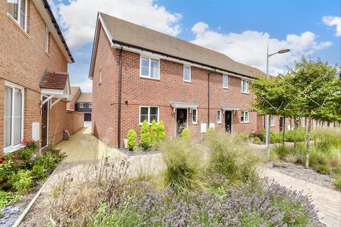 3 bedroom semi-detached house for sale, Illett Way, Faygate, Horsham, West Sussex
