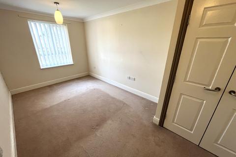 2 bedroom flat for sale, Chestnut Grange, Burton-on-Trent, DE14