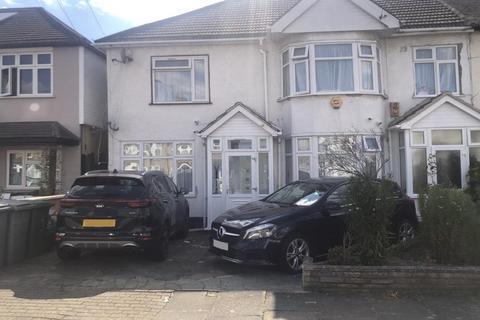2 bedroom end of terrace house to rent, Kingsbury,  Brent,  NW9