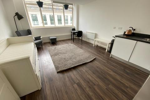 Studio to rent, The Strand, Liverpool L2