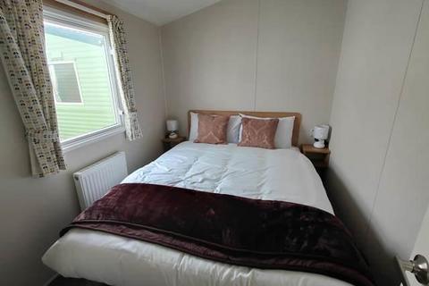 3 bedroom static caravan for sale, Breydon Water Holiday Park