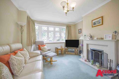 3 bedroom semi-detached house for sale, Larchwood Avenue, Romford, RM5