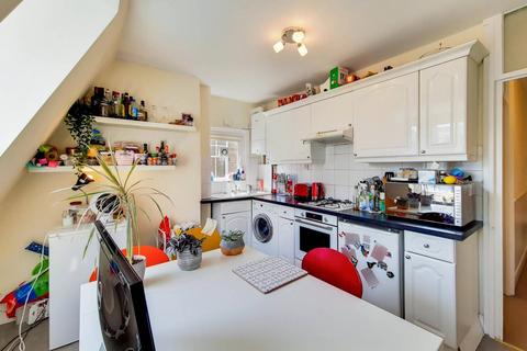 2 bedroom flat to rent, Liberty Street, Oval, London, SW9