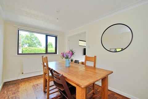 3 High Park Road, Broadstone, BH18 9DE