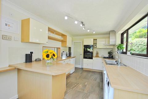 3 High Park Road, Broadstone, BH18 9DE