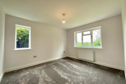 20 Conifer Grove, Stoke-on-trent, ST3 2EN