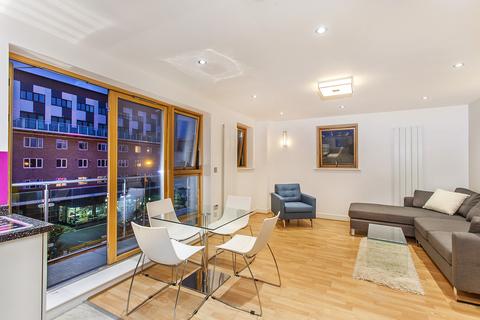 2 bedroom flat to rent, Commercial Road, London E1