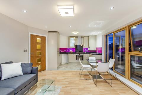 2 bedroom flat to rent, Commercial Road, London E1