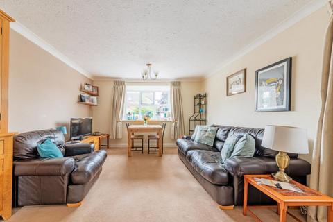 2 bedroom semi-detached house for sale, Ashbee Close Snodland