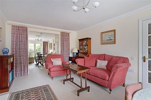 2 bedroom retirement property for sale, St. Marys Court, Beaconsfield, Buckinghamshire, HP9