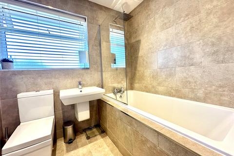 40 Bays Road, Pennington, Lymington, SO41 8HN