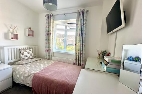 40 Bays Road, Pennington, Lymington, SO41 8HN