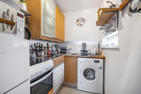 undefined, Bradfield Close, Guildford GU4