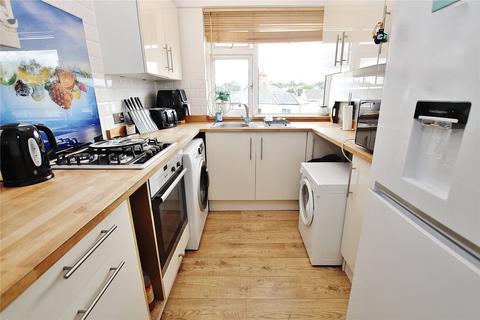 2 bedroom flat for sale, Creswell Corner, Knaphill GU21