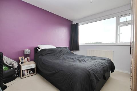 2 bedroom flat for sale, Creswell Corner, Knaphill GU21