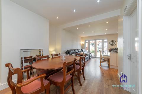 3 bedroom semi-detached house for sale, Latymer Road, London N9