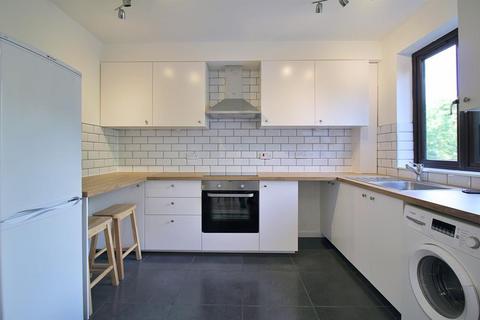 2 bedroom flat for sale, Westleigh Court -, Nether Street, London