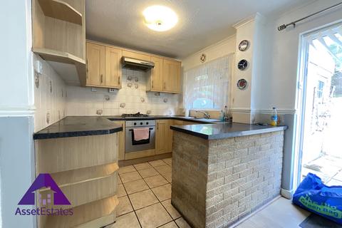 3 bedroom end of terrace house for sale, Whitehorse Court, Abertillery, NP13 1HR