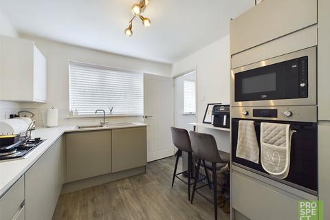 1 bedroom apartment for sale, Myrtle Drive, Blackwater, Camberley, Hampshire, GU17