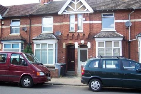 2 bedroom terraced house to rent, Regent Street, Kettering NN16