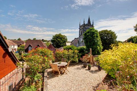 2 bedroom detached house for sale, Manor Farm Close, Pimperne