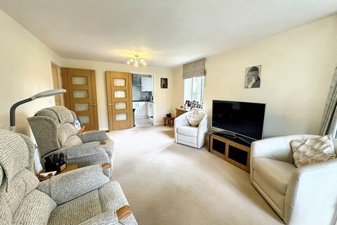 2 bedroom flat for sale, Broadfield Court, Park View Road, Prestwich