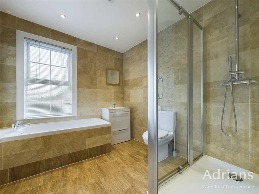 Bath / shower room