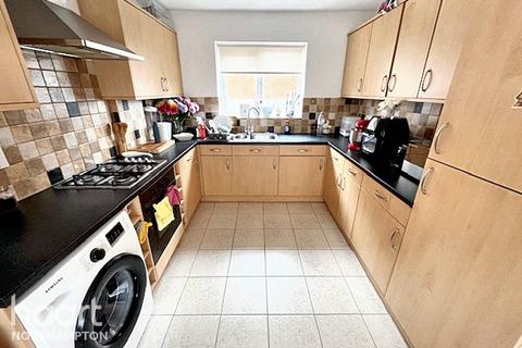 2 bedroom detached house for sale, Greenview Drive, Northampton