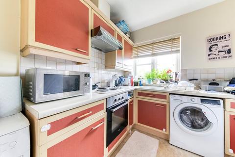 17 Whitstable Place, Croydon, CR0 1SA