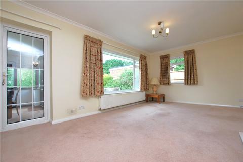 3 bedroom bungalow to rent, Dorrit Crescent, Guildford, Surrey, GU3