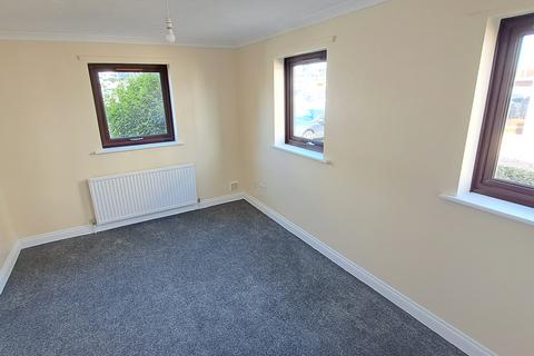 2 bedroom flat to rent, Mumby Road, Gosport PO12