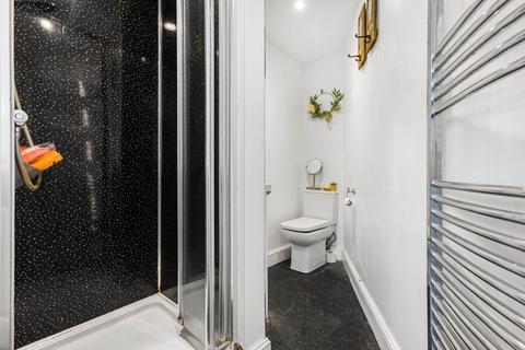 79 Puttocks Drive, Welham Green, Hatfield, AL9 7LW