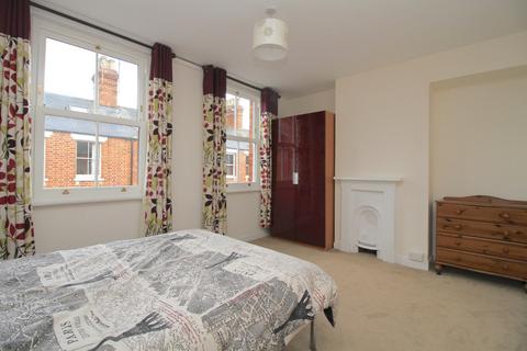 2 bedroom terraced house to rent, Barrett Street, Central Oxford