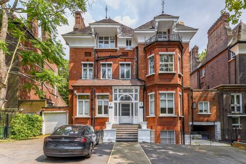 2 bedroom flat for sale, Fitzjohns Avenue, Hampstead, London