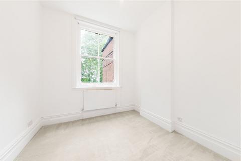 2 bedroom flat for sale, Fitzjohns Avenue, Hampstead, London