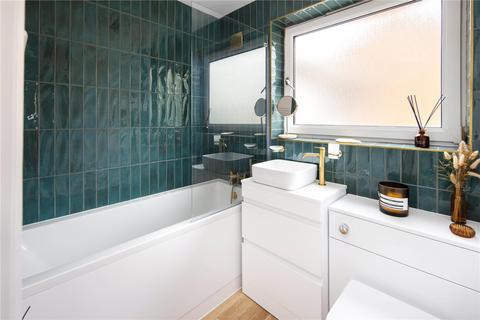 1 bedroom flat for sale, Holloway Road, East Ham, London, E6