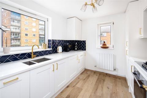 15 Holloway Road, London, E6 3PE