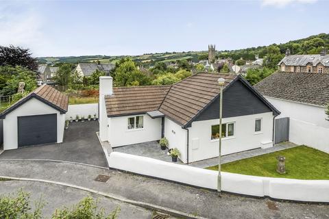 2 bedroom detached bungalow for sale, Lifton, Devon