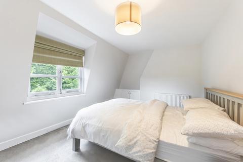 2 bedroom maisonette for sale, Liverpool Road, Islington, London