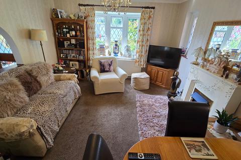 24 Second Avenue, Bexhill-on-sea, TN40 2PJ