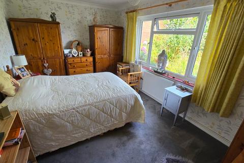 24 Second Avenue, Bexhill-on-sea, TN40 2PJ