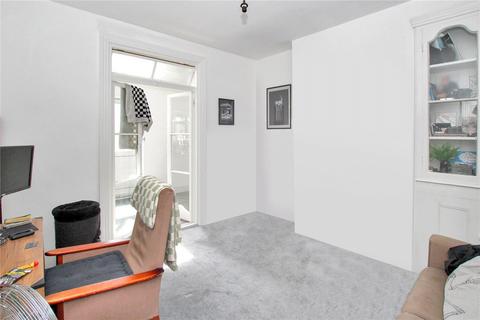 3 bedroom terraced house for sale, McLeod Road, London, SE2