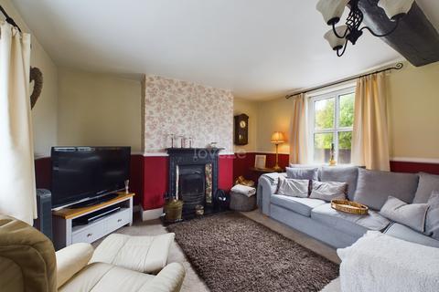 4 bedroom detached house for sale, High Street, East Ferry DN21