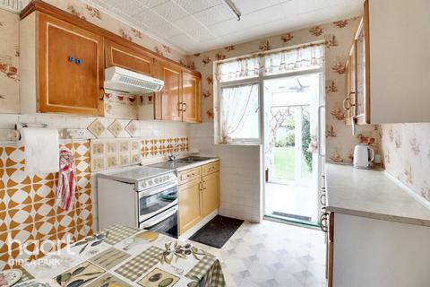 6 Erroll Road, Romford, RM1 3DJ