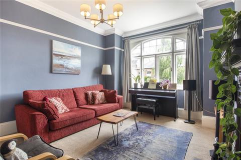 3 bedroom apartment for sale, Tressillian Road, London, SE4