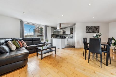 2 bedroom flat for sale, Omega Building, Smugglers Way, London