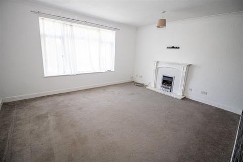 2 bedroom flat for sale, Oakham Way, Solihull B92