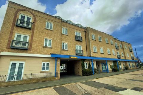 2 bedroom apartment for sale, Woodlands Road, Wickford, Essex, SS12