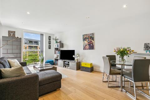 1 bedroom flat for sale, Quadrant House, Levett Square, Richmond, Surrey