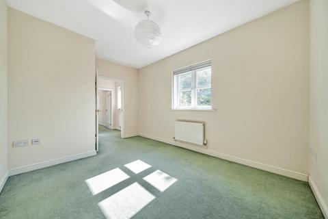 3 Cherry Tree Court, Witney, OX28 1GQ